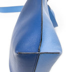 Shoulder Bag Medium T Messenger Blue Grained Calfskin Leather