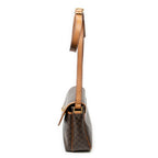 Bolso de hombro vintage pequeño con solapa cruzado de lona revestida Macadam marrón