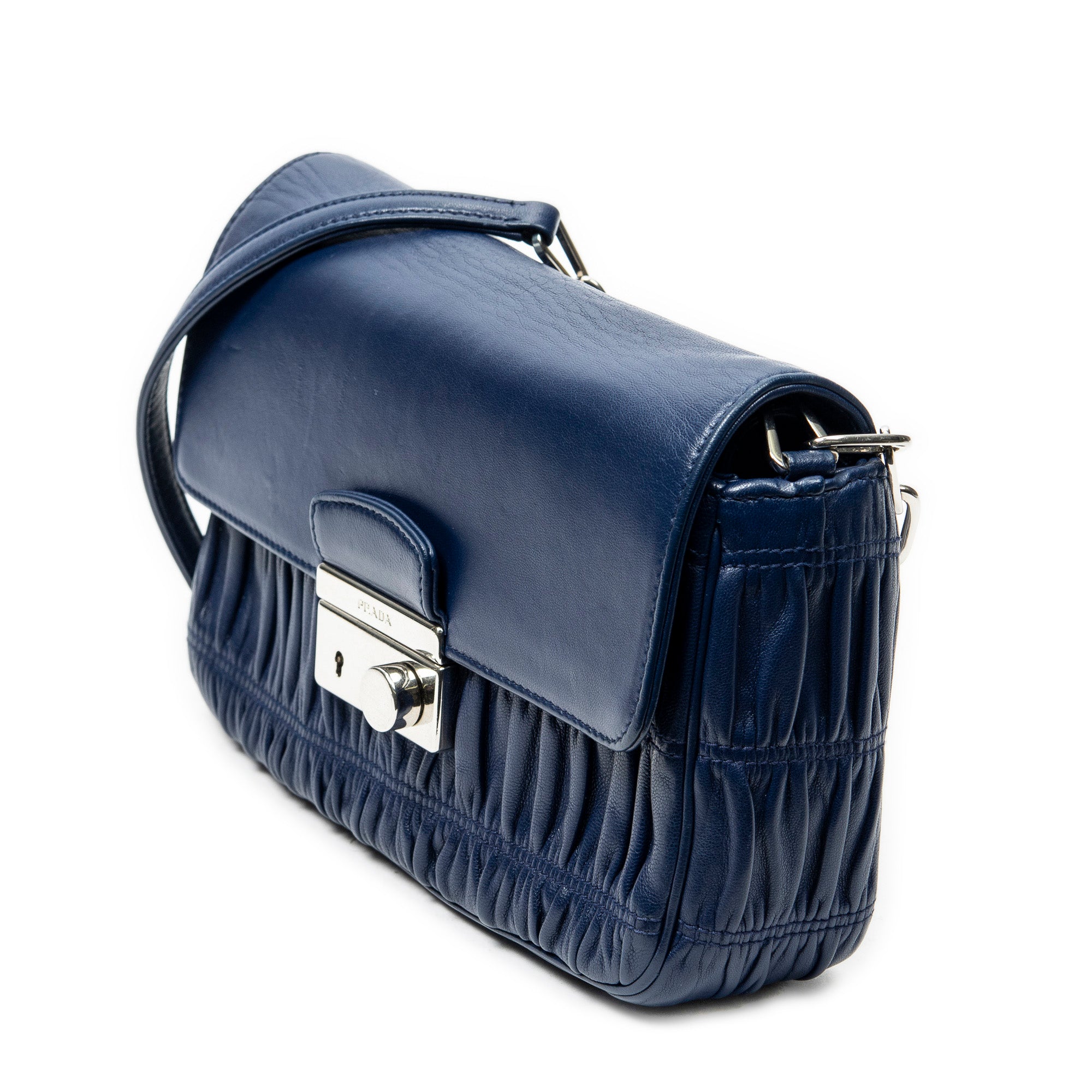 Shoulder Bag Small Sound Chain Flap Navy Nappa Gaufre Leather