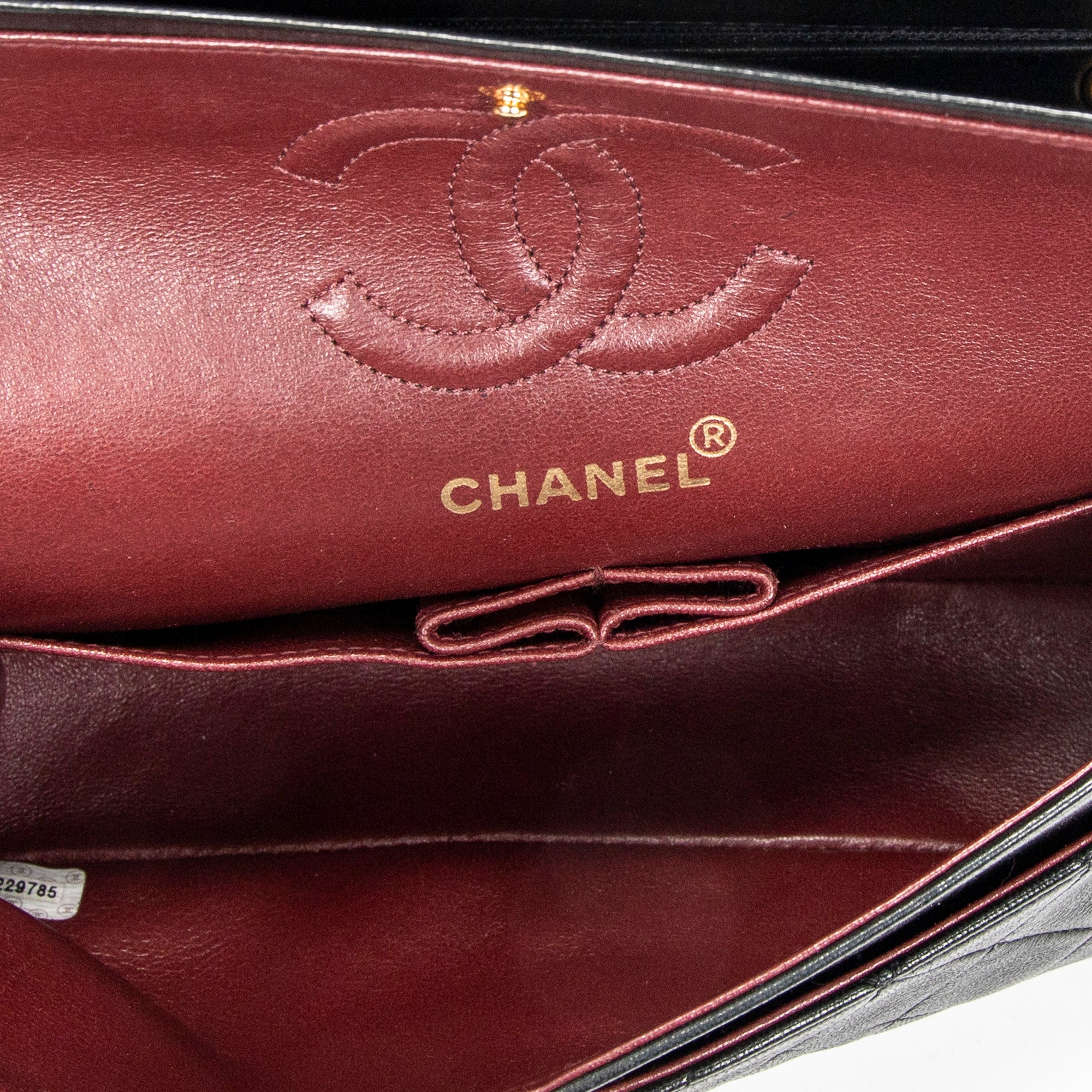 Shoulder Bag Classic Double Flap 23 Black Quilted Lambskin Leather