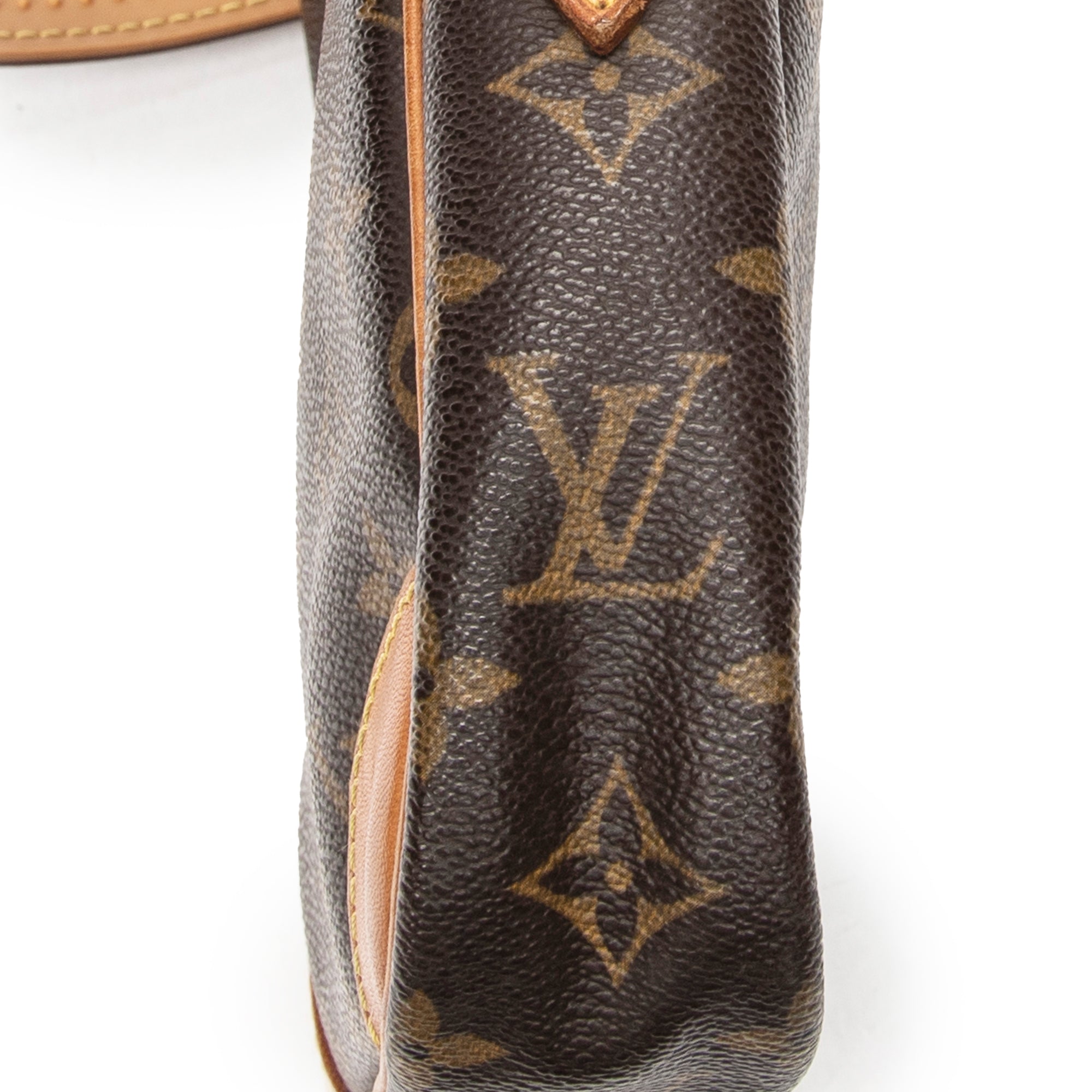 Shoulder Bag Danube Brown Monogram Canvas