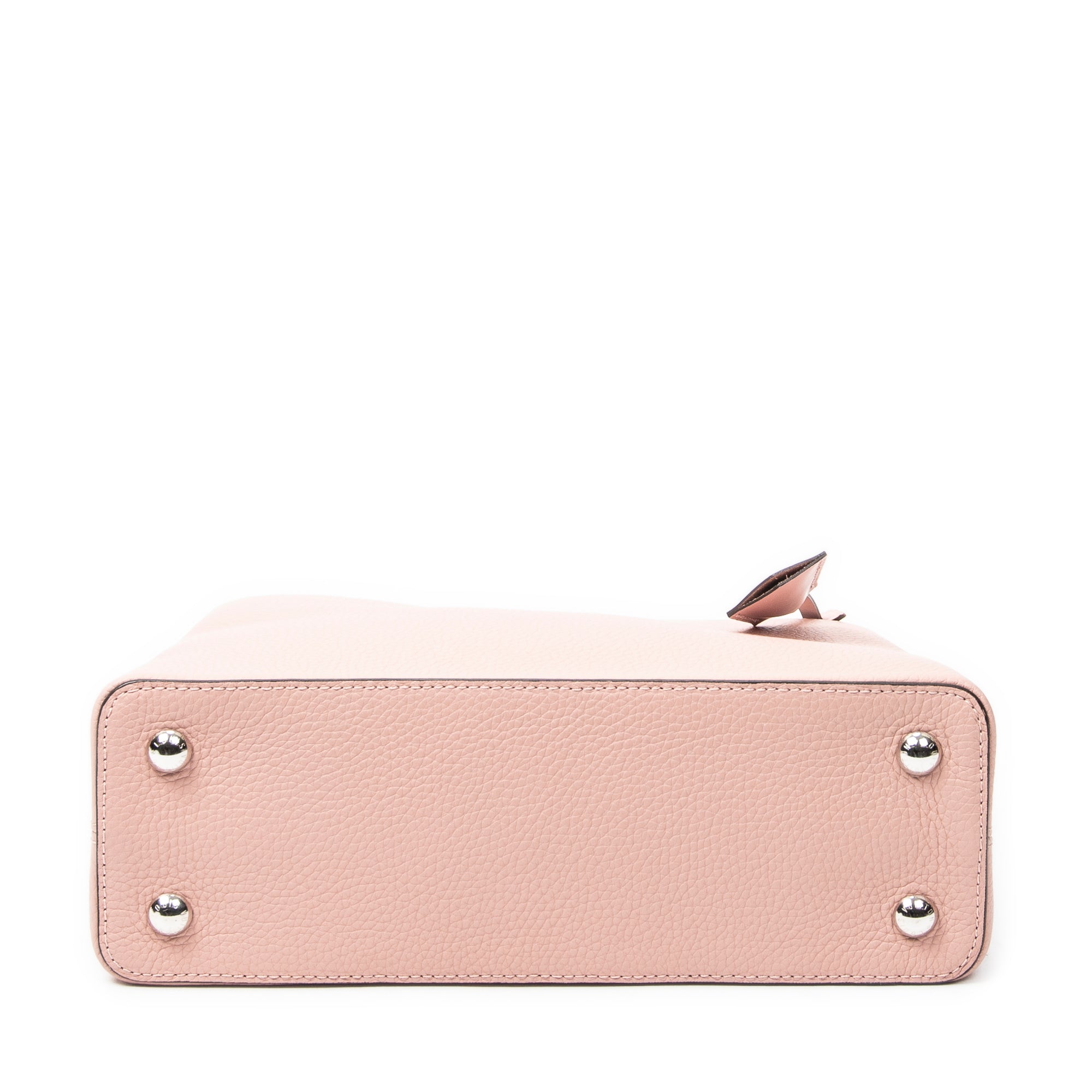 Shoulder Bag Capucines PM Rose Ballerine Taurillon Clemence Leather
