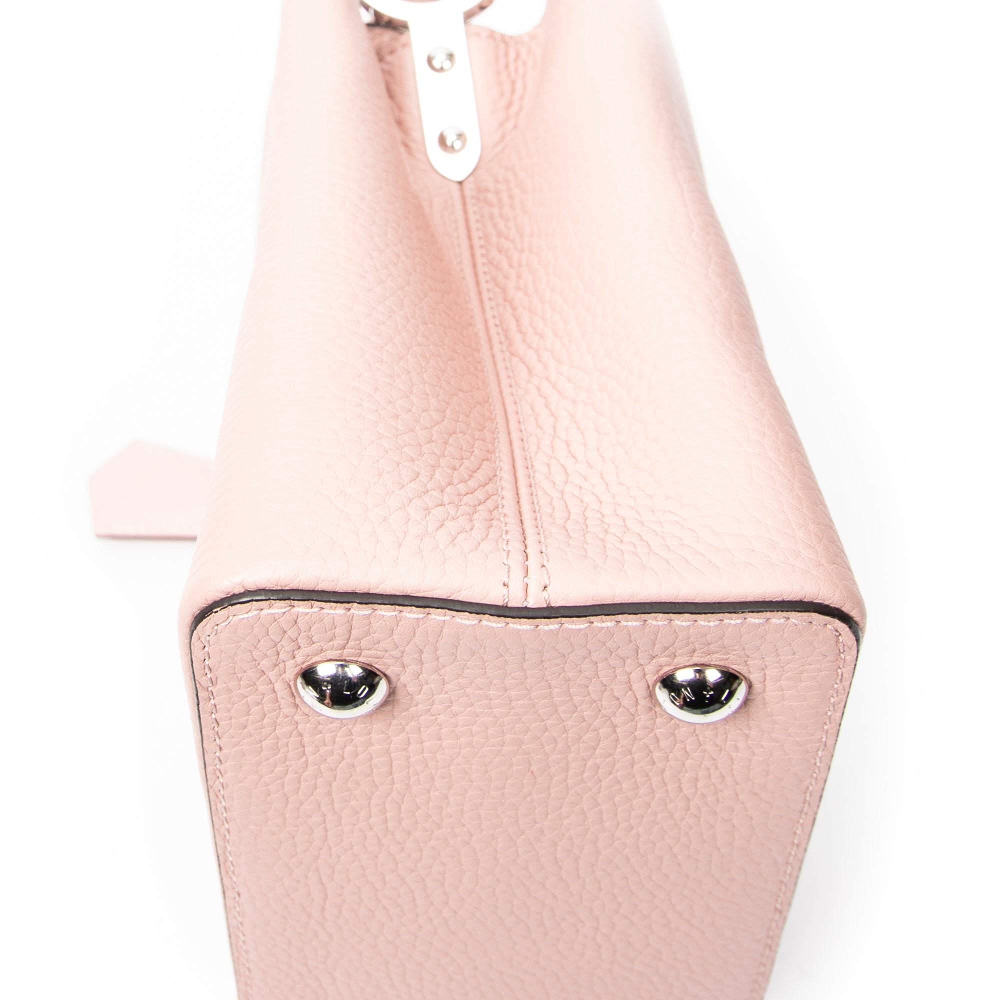 Shoulder Bag Capucines PM Rose Ballerine Taurillon Clemence Leather