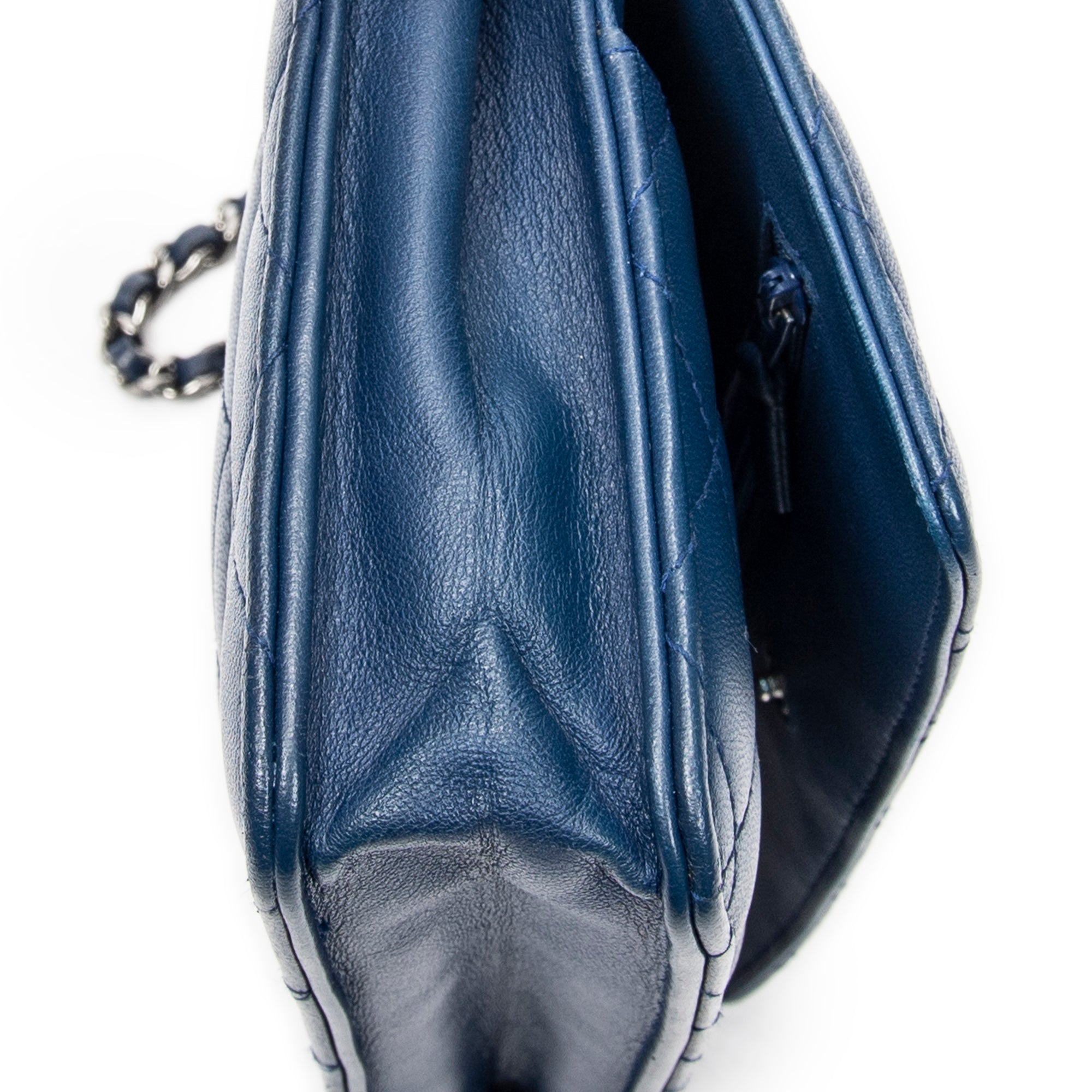 Shoulder Bag Classic Wallet on Chain Navy Quilted Lambskin Leather