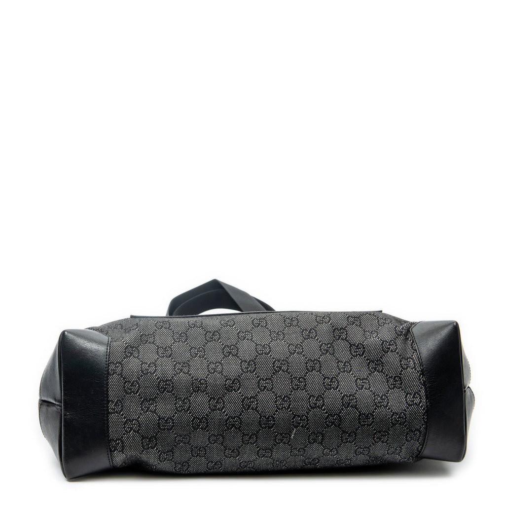 Sac Bandoulière avec Poche Avant Cabas en Toile Denim Monogrammée Noire