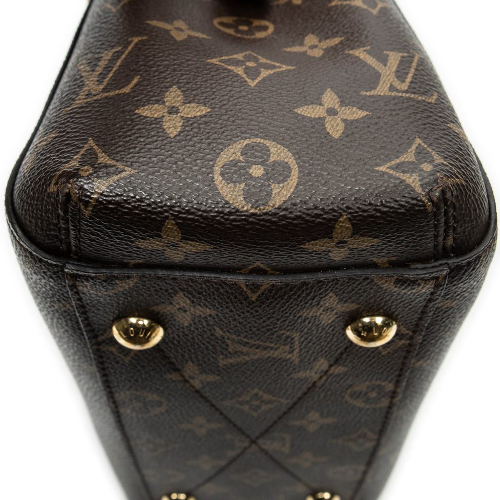 Shoulder Bag Montaigne BB Brown Monogram Canvas