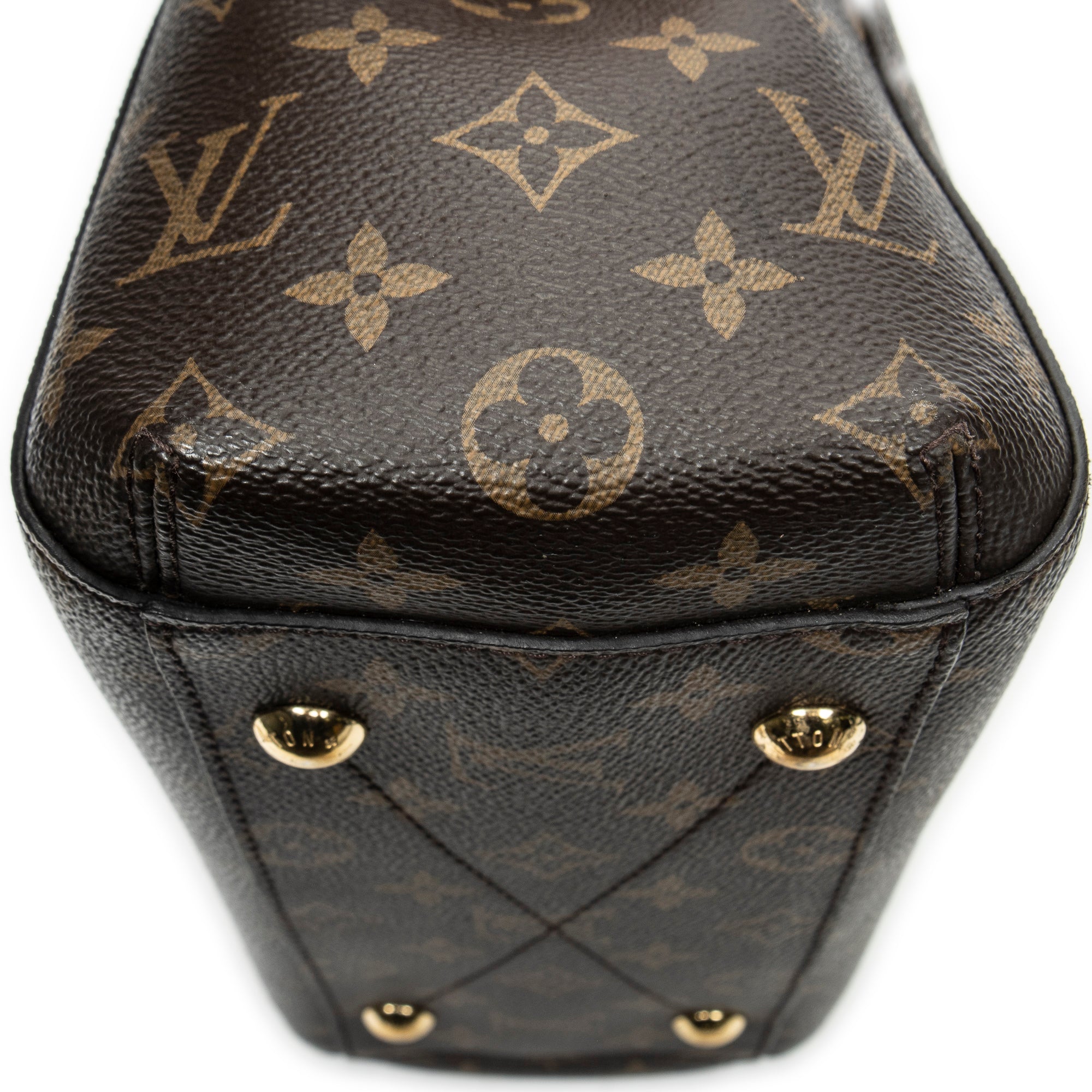 Shoulder Bag Montaigne BB Brown Monogram Canvas