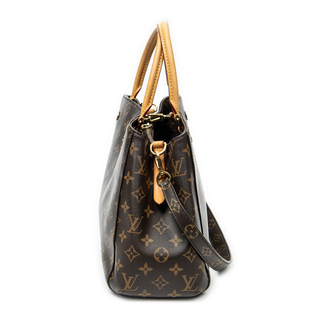 Shoulder Bag Montaigne MM Brown Monogram Canvas