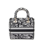 Shoulder Bag Medium Lady D-Lite Black Embroidered Canvas