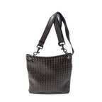 Bolso de Hombro Mensajero Plano Cuadrado de Cuero Intrecciato Marrón Oscuro