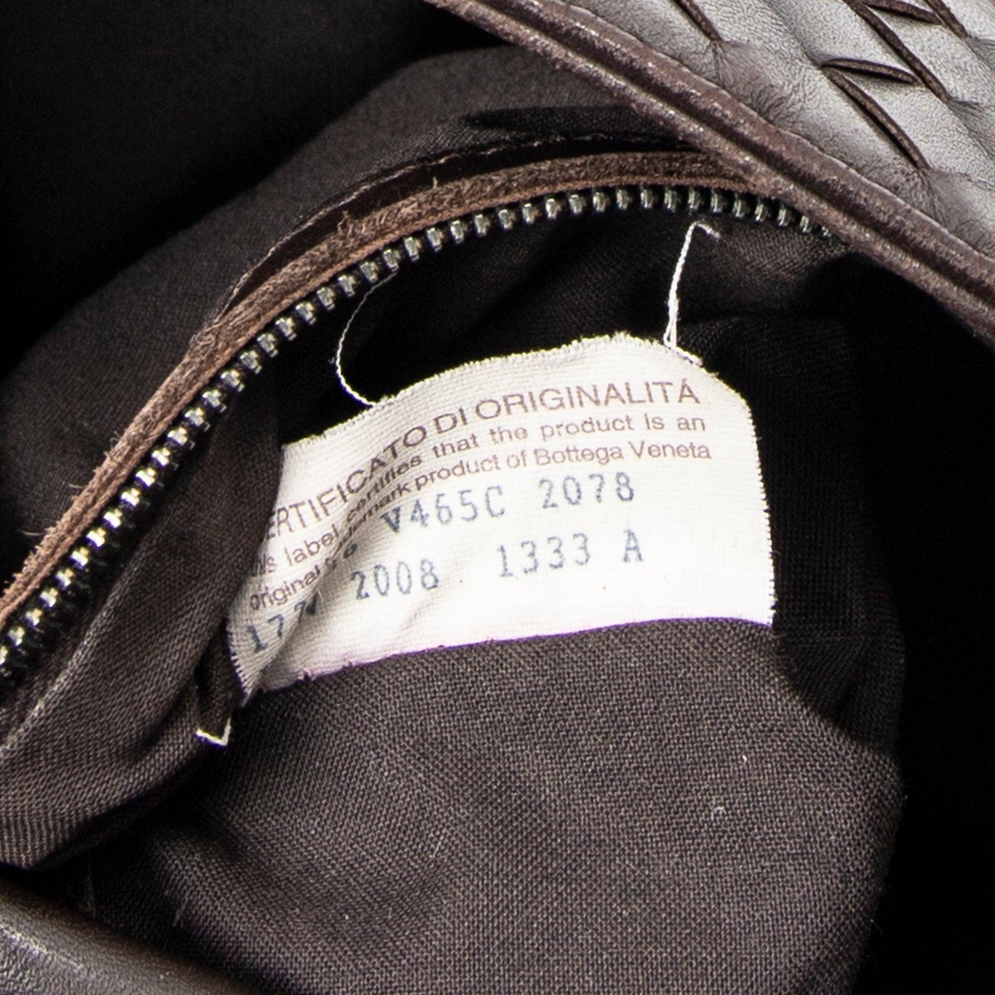 Bolso de Hombro Mensajero Plano Cuadrado de Cuero Intrecciato Marrón Oscuro