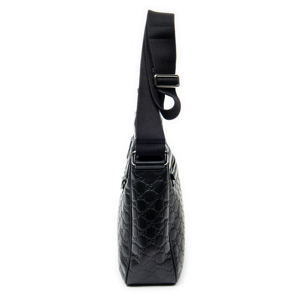 Sac bandoulière Web Messenger en cuir Guccissima noir