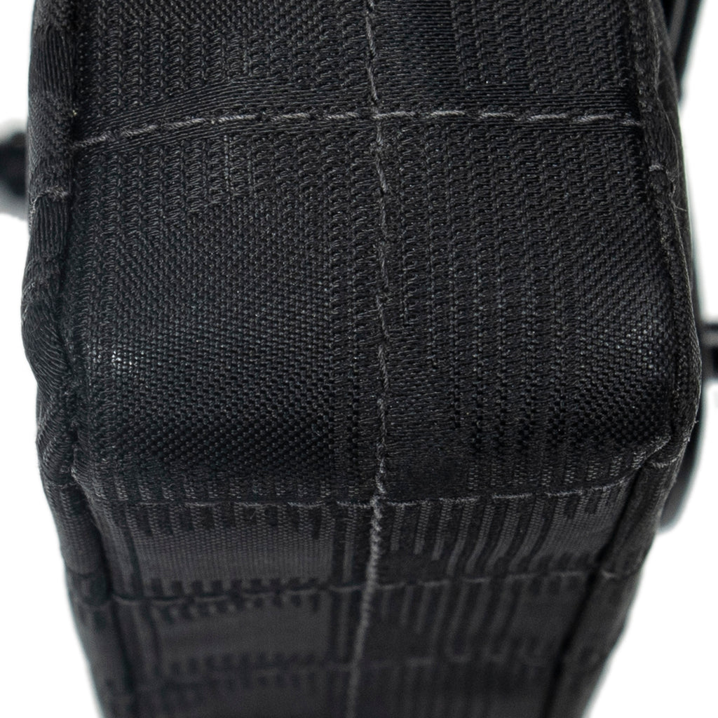 Bolso de hombro Este Oeste Chocobar Cadena Solapa Negro Travel Line Lona de Nylon
