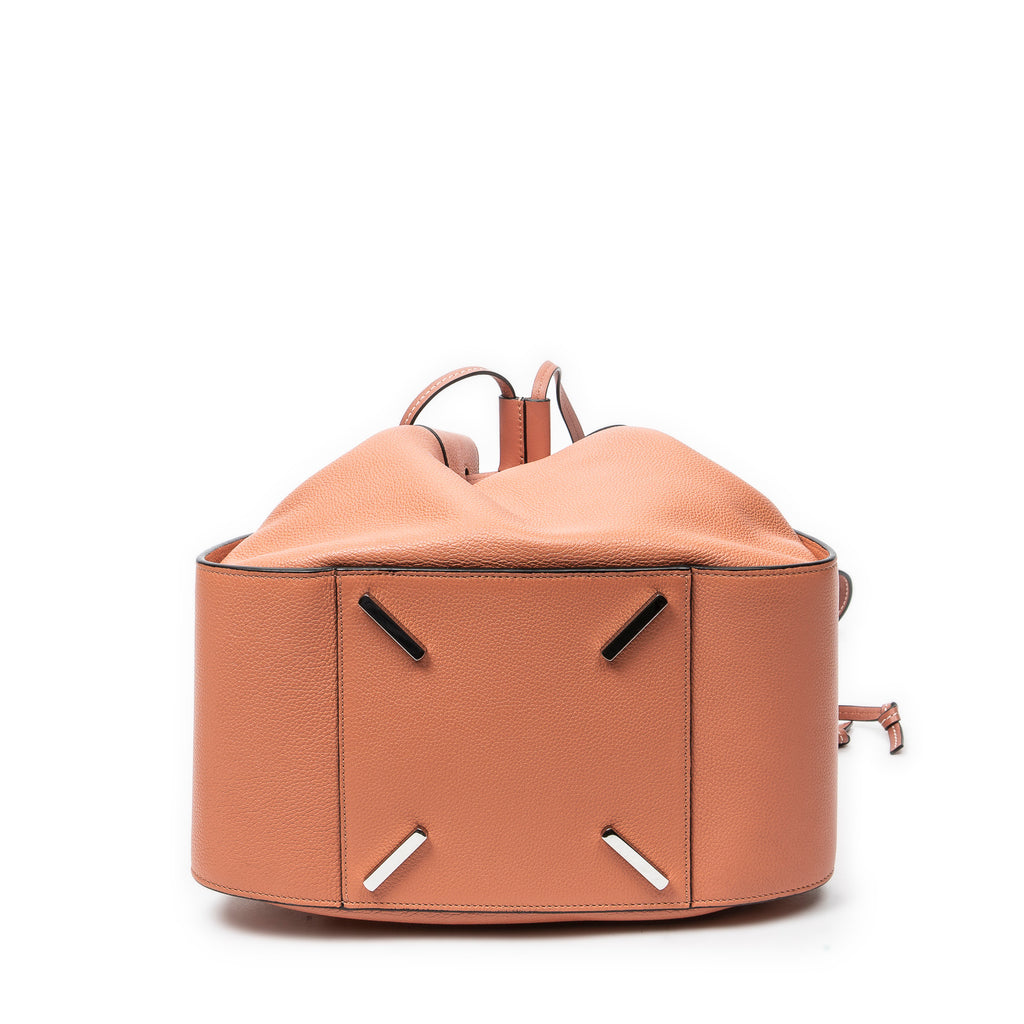 Shoulder Bag Small Drawstring Hammock Salmon Pink Grained Calfskin Leather