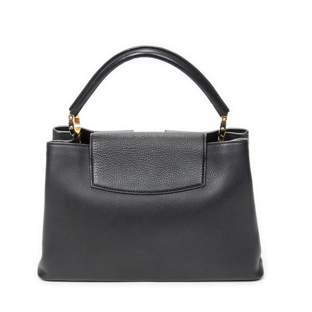Shoulder Bag Capucines GM Black Taurillon Clemence Leather