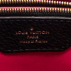 Shoulder Bag Capucines GM Black Taurillon Clemence Leather