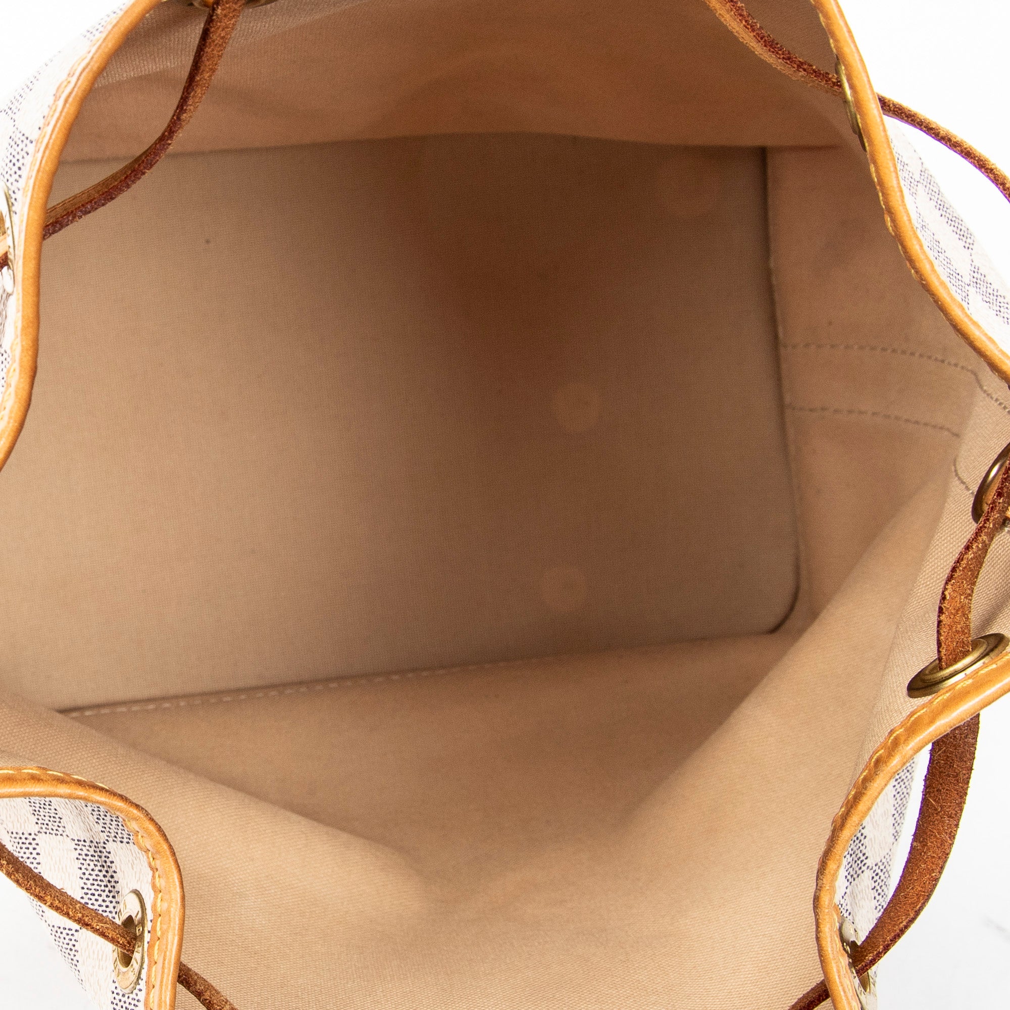 Bolso de Hombro Noe PM Damier Azur Color Marfil