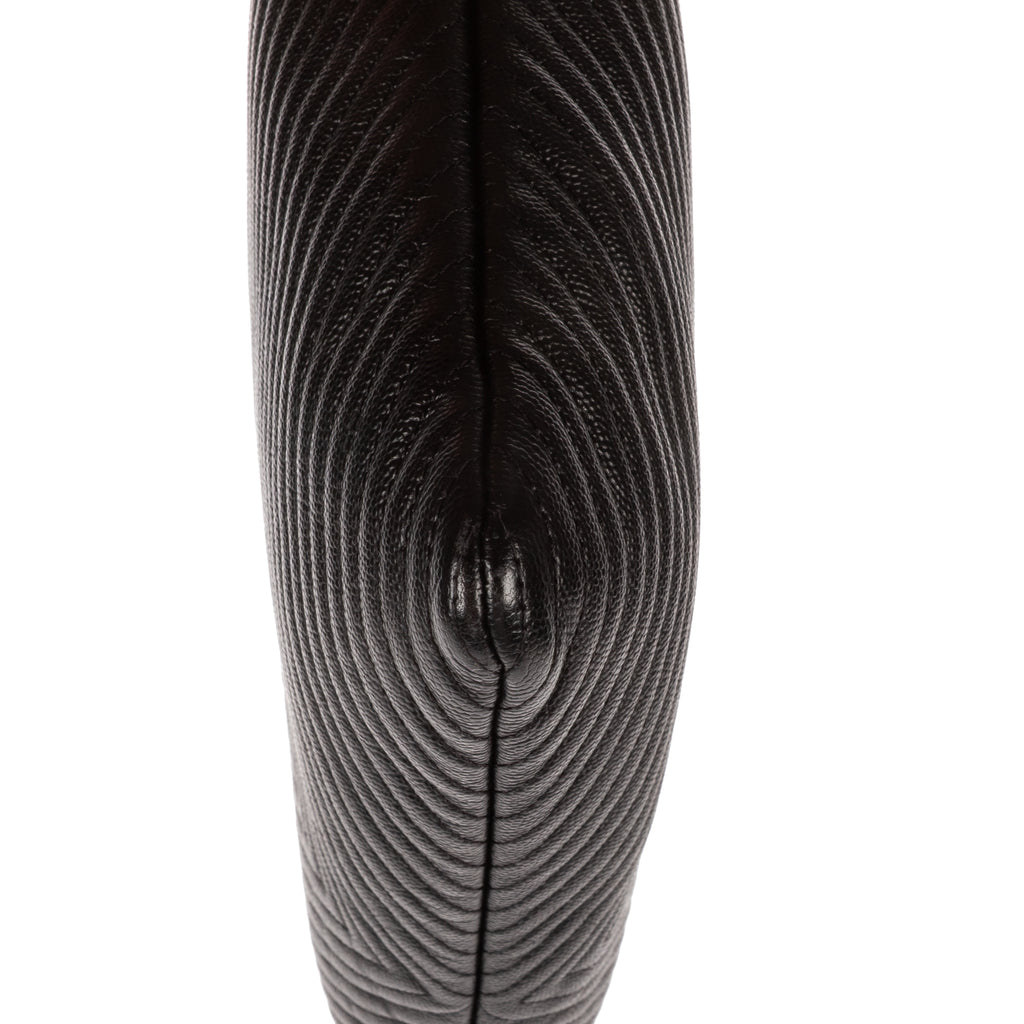 Clutch Large Chevron O-Case Zip Black Chevron Caviar Leather
