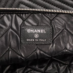 Clutch Large Chevron O-Case Zip Black Chevron Caviar Leather