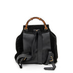 Mochila grande de bambú en piel de ante negra