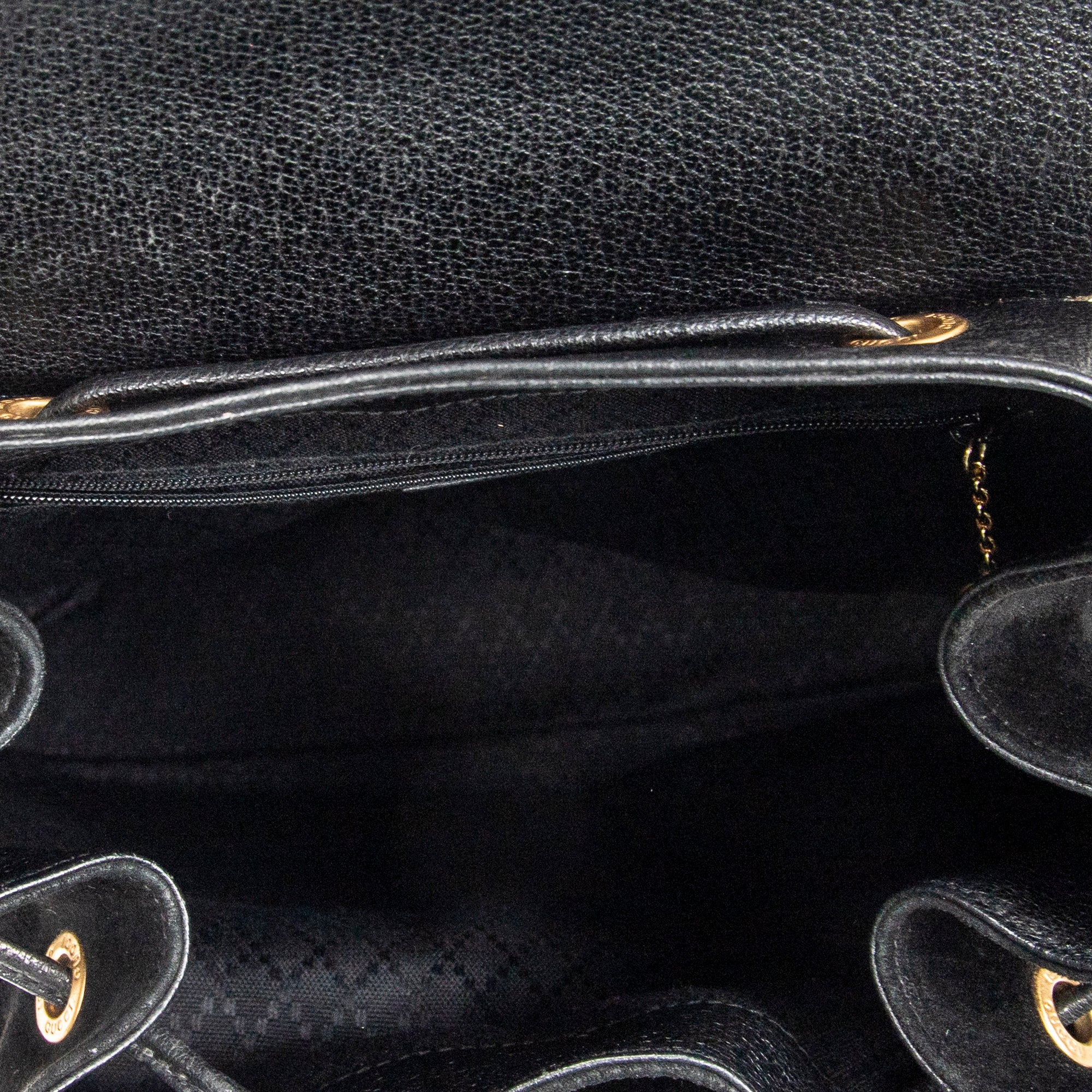 Mochila grande de bambú en piel de ante negra