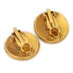 Pendientes CC redondos de clip chapados en oro