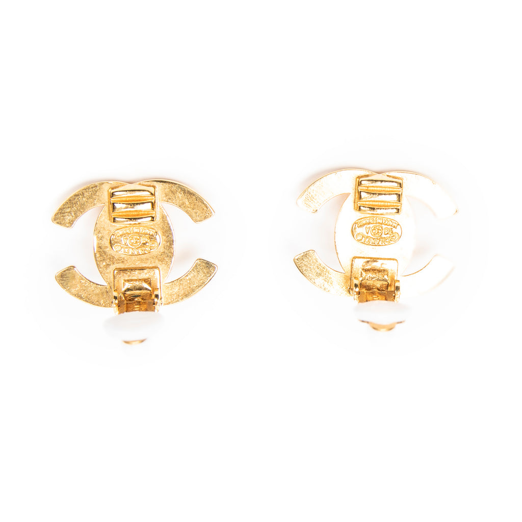 Pendientes CC Turn Lock Clip Dorado Baño de Oro
