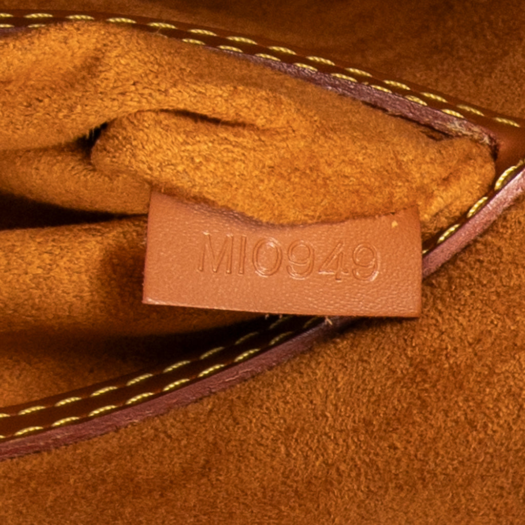 Handbag Alma PM Gold Epi