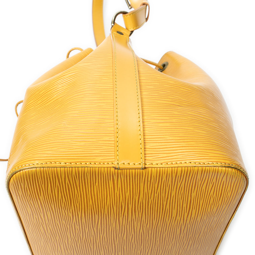 Shoulder Bag Noe PM Yellow Epi