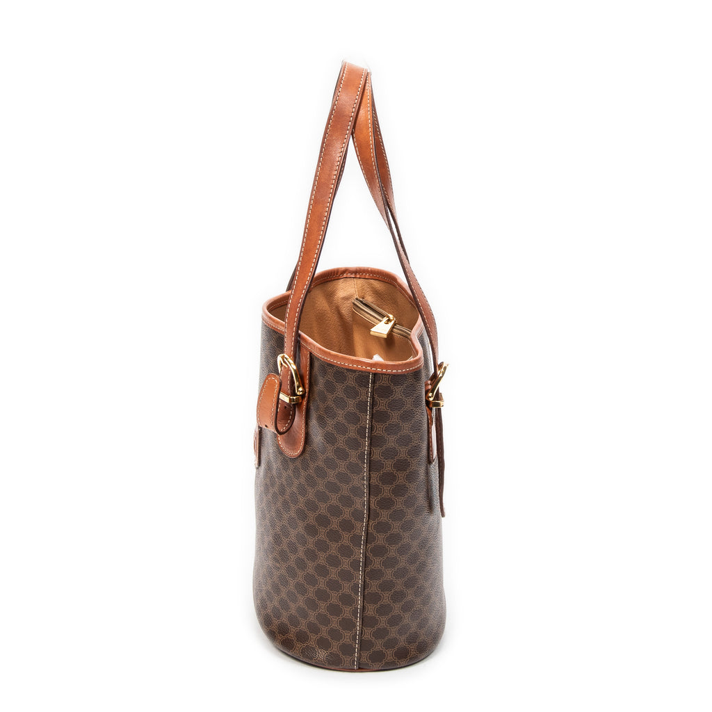 Bolso de hombro tipo cubo Macadam de lona revestida marrón