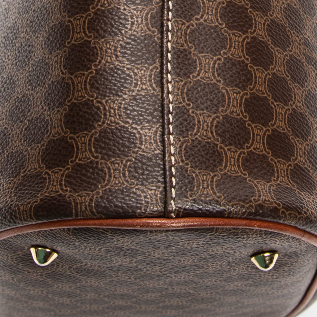 Bolso de hombro tipo cubo Macadam de lona revestida marrón