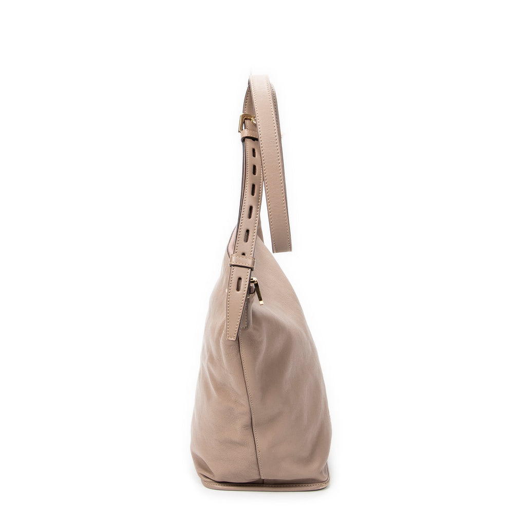 Shoulder Bag Anagram Bucket Crossbody Light Pink Calfskin Leather