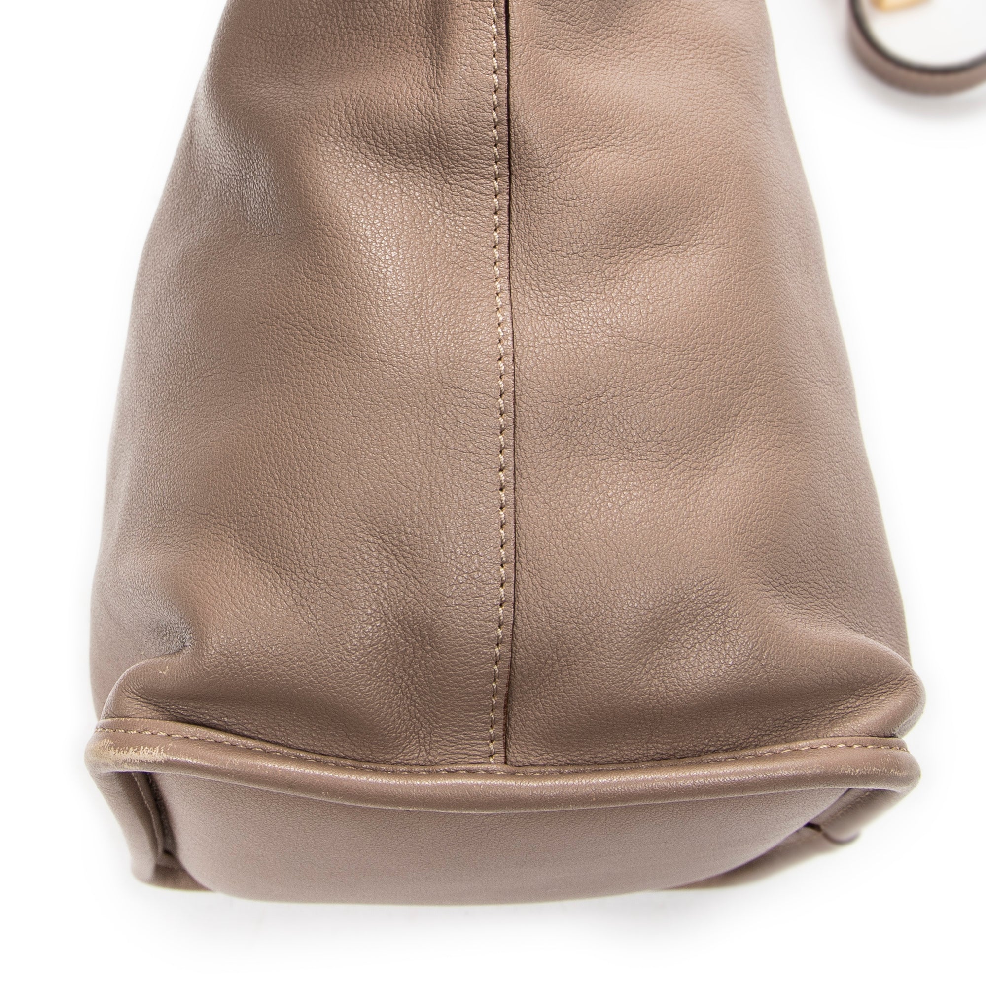 Shoulder Bag Anagram Bucket Crossbody Light Pink Calfskin Leather
