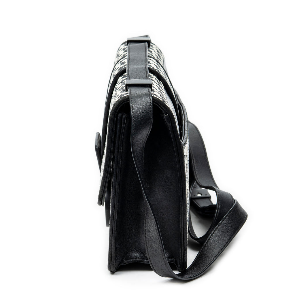 Shoulder Bag Montaigne 30 Black Woven Houndstooth Leather