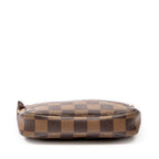 Bolso Mini Pochette Accesorios Damier Ebene Marrón