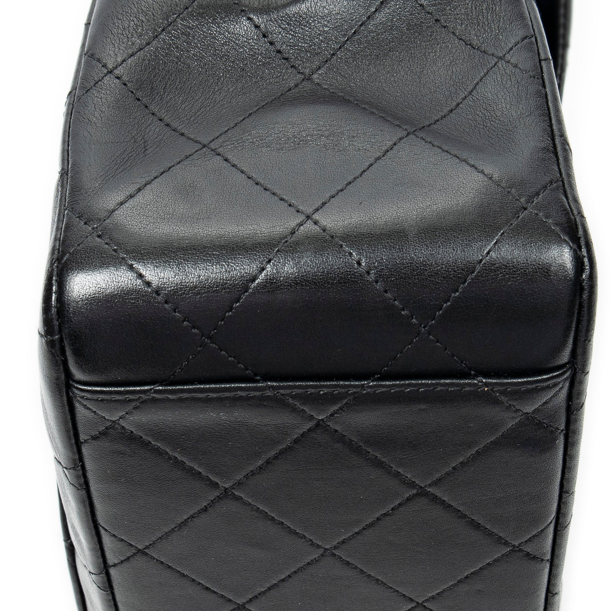 Shoulder Bag Maxi Jumbo XL Flap Black Quilted Lambskin Leather
