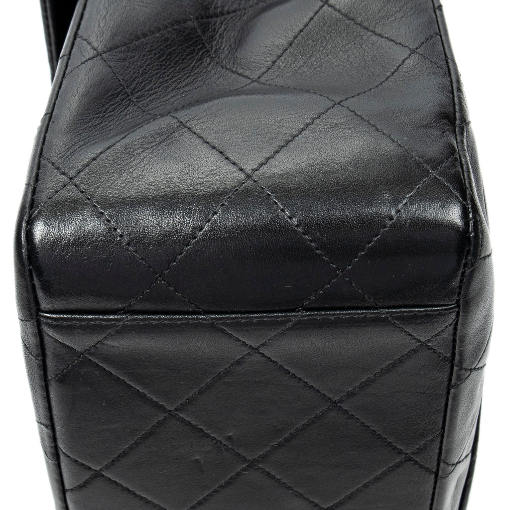 Shoulder Bag Maxi Jumbo XL Flap Black Quilted Lambskin Leather