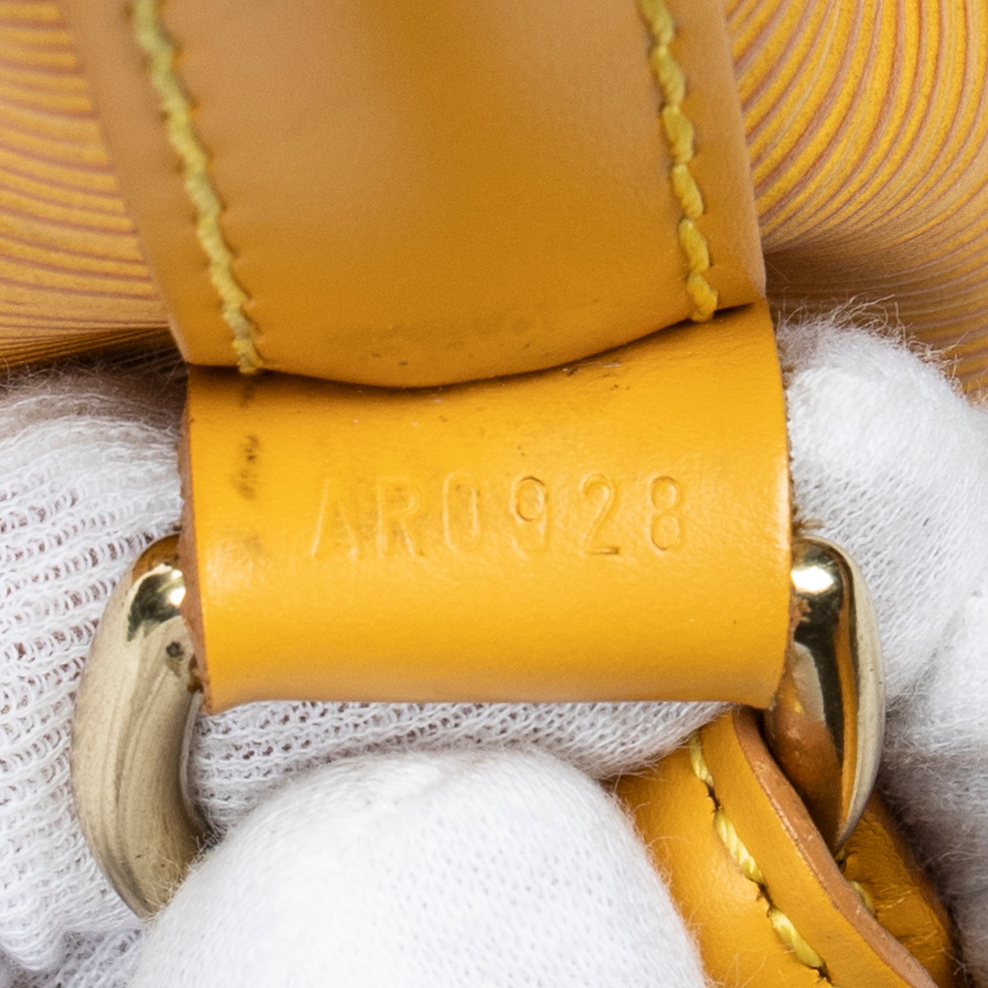 Shoulder Bag Noe PM Yellow Epi