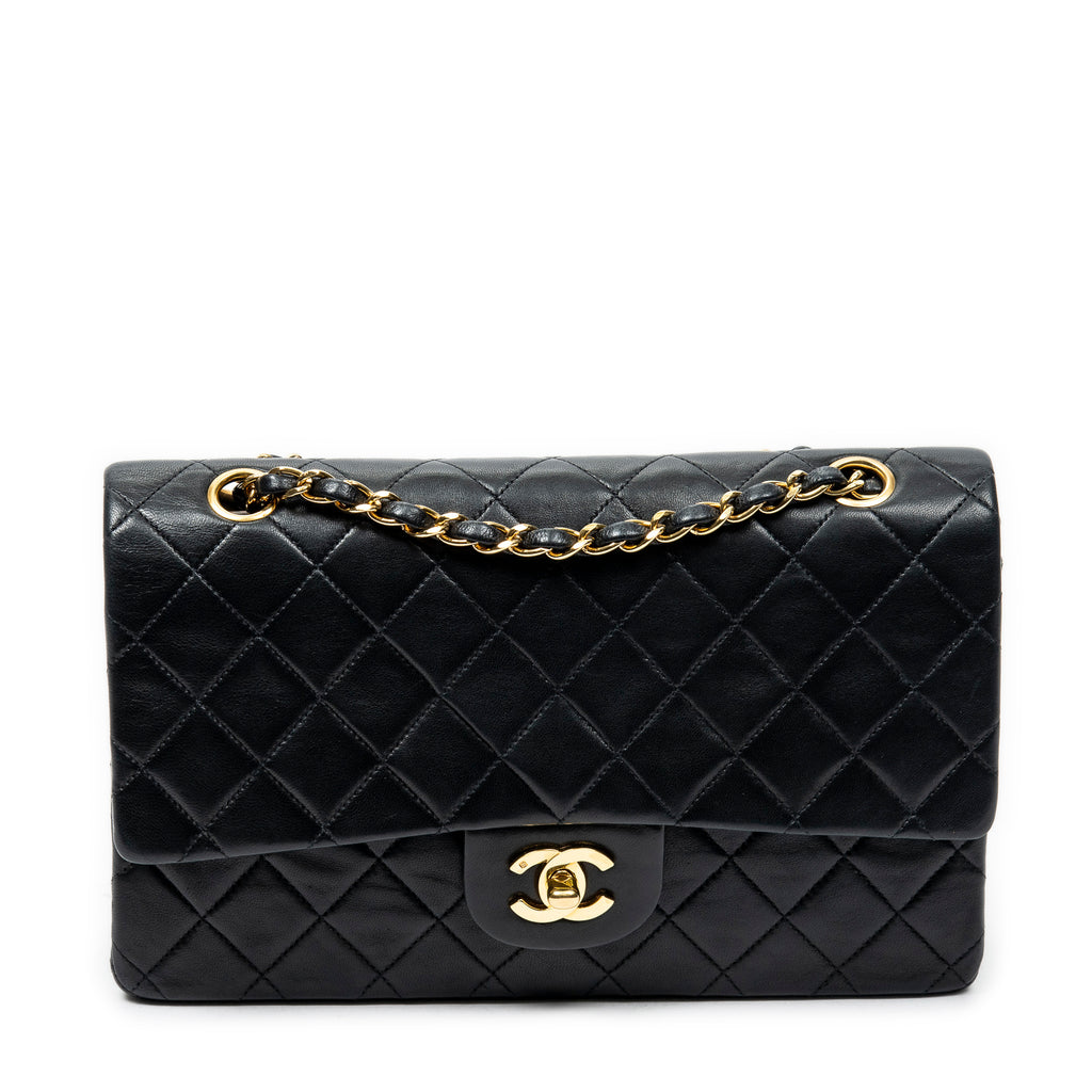 Shoulder Bag Classic Double Flap 26 Black Quilted Lambskin Leather