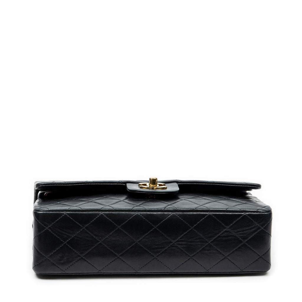 Shoulder Bag Classic Double Flap 26 Black Quilted Lambskin Leather
