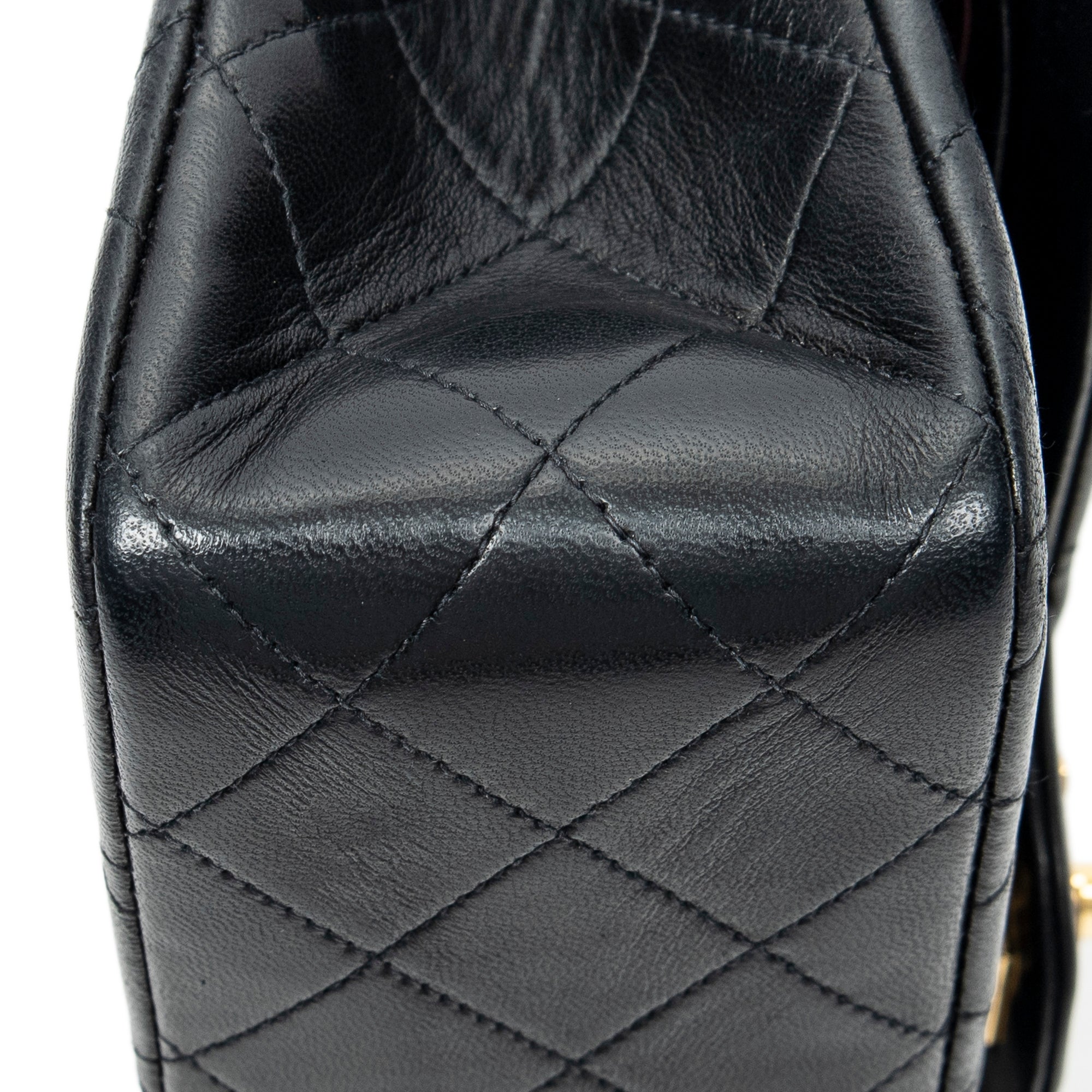 Shoulder Bag Classic Double Flap 26 Black Quilted Lambskin Leather