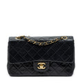 Shoulder Bag Classic Double Flap 23 Black Quilted Lambskin Leather