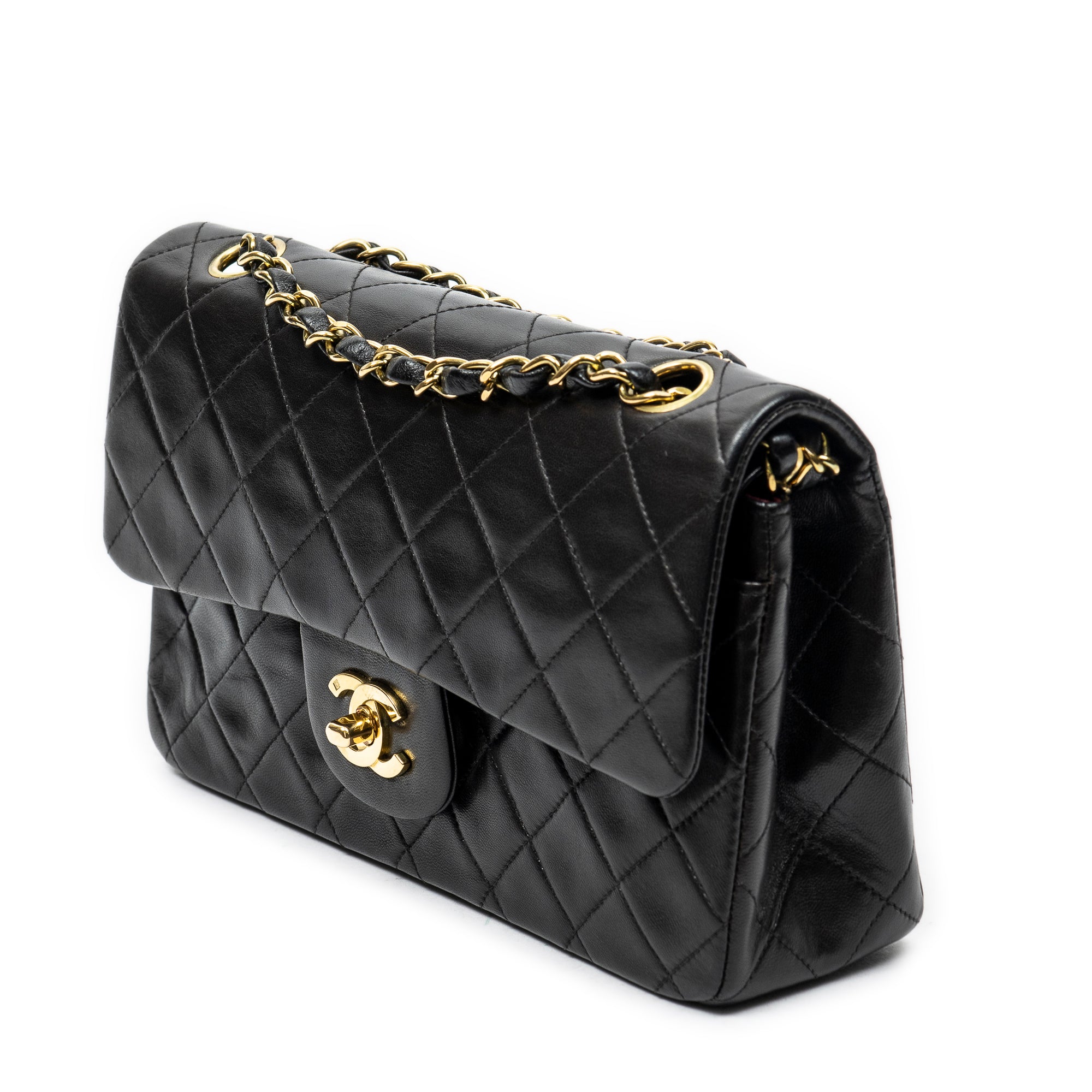 Shoulder Bag Classic Double Flap 23 Black Quilted Lambskin Leather