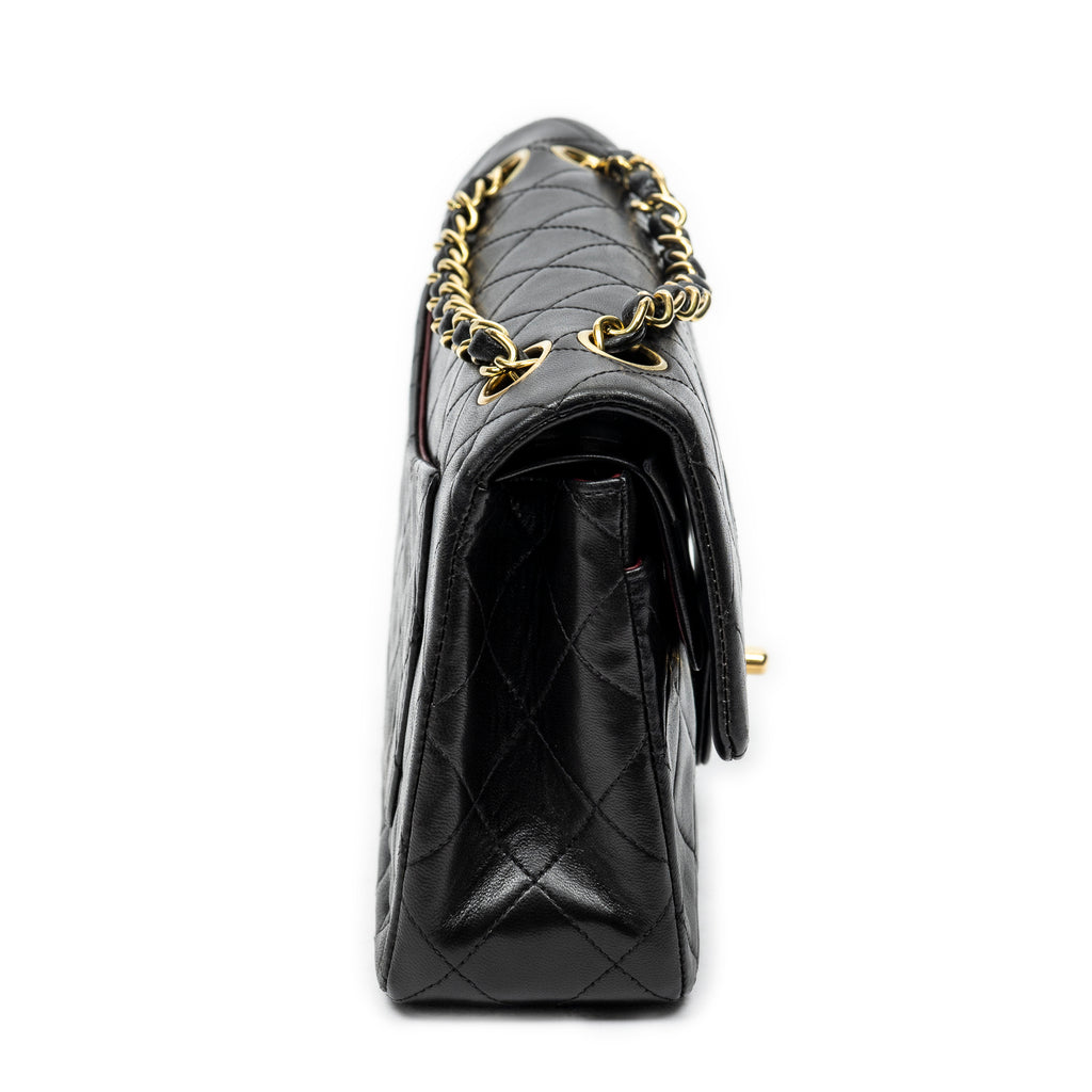 Shoulder Bag Classic Double Flap 23 Black Quilted Lambskin Leather