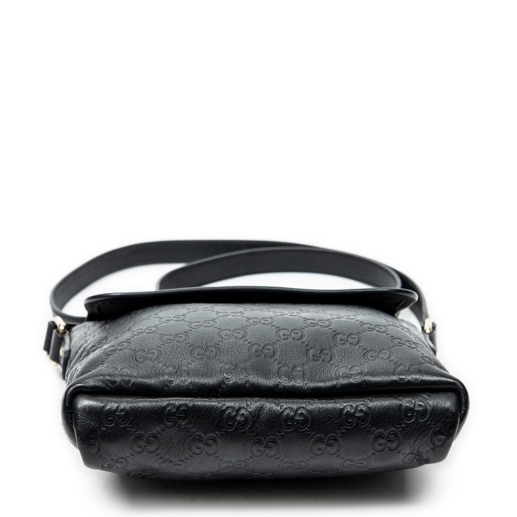Shoulder Bag Small Flap Messenger Black Guccissima Leather