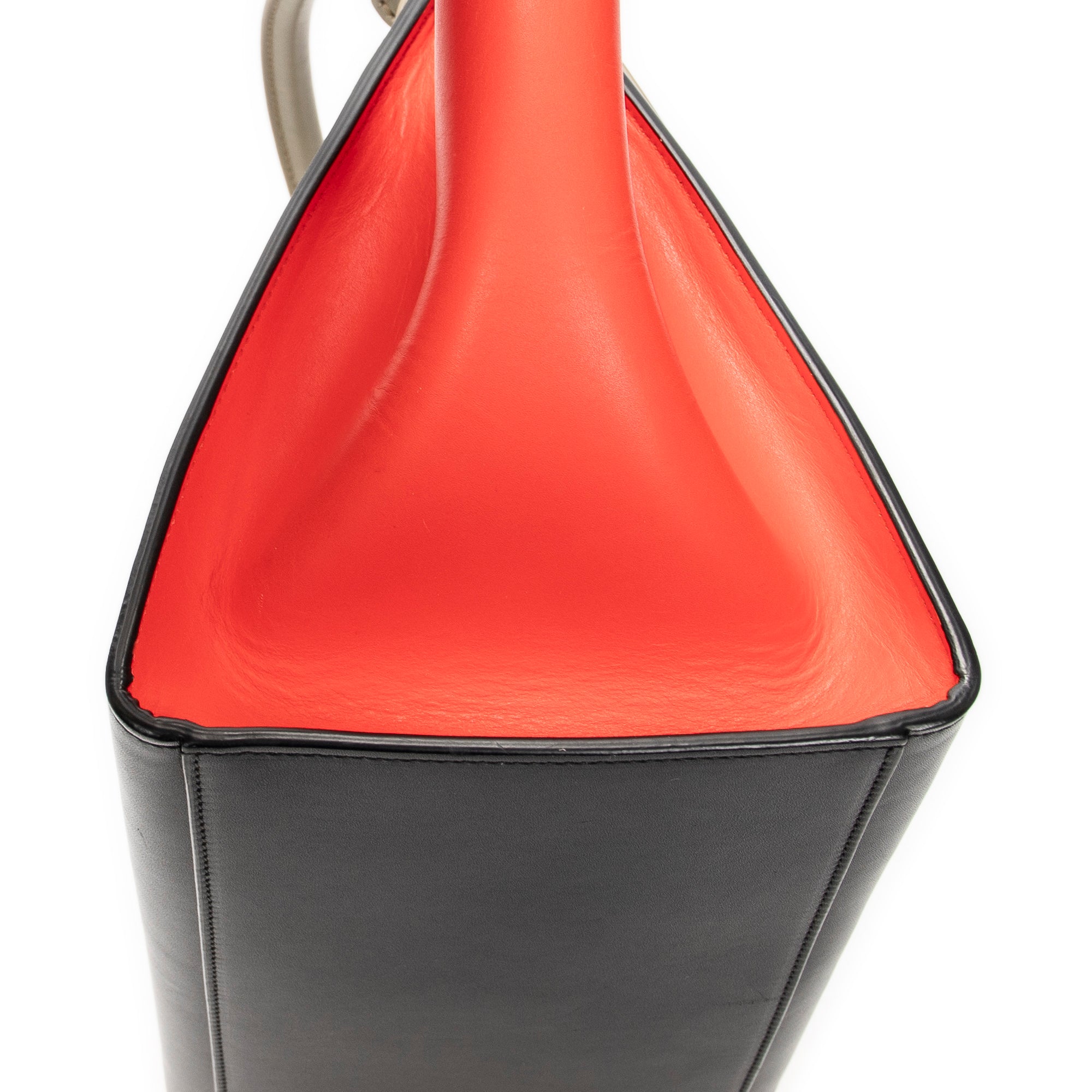 Shoulder Bag Small Tricolor Trapeze Black Calfskin Leather