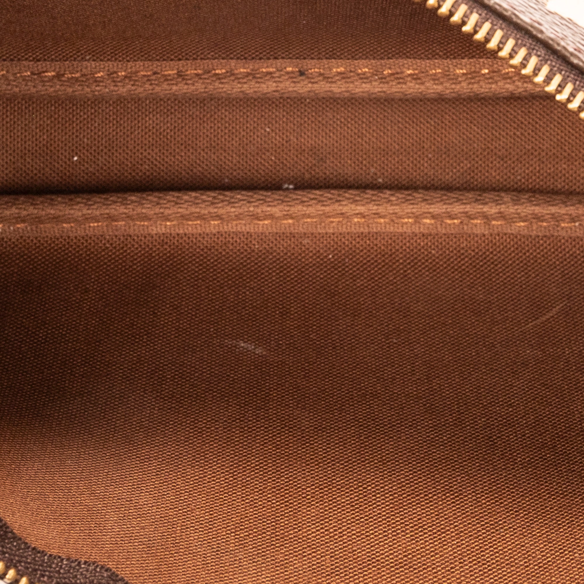 Pouch Pochette Accessoires Brown Monogram Graffiti