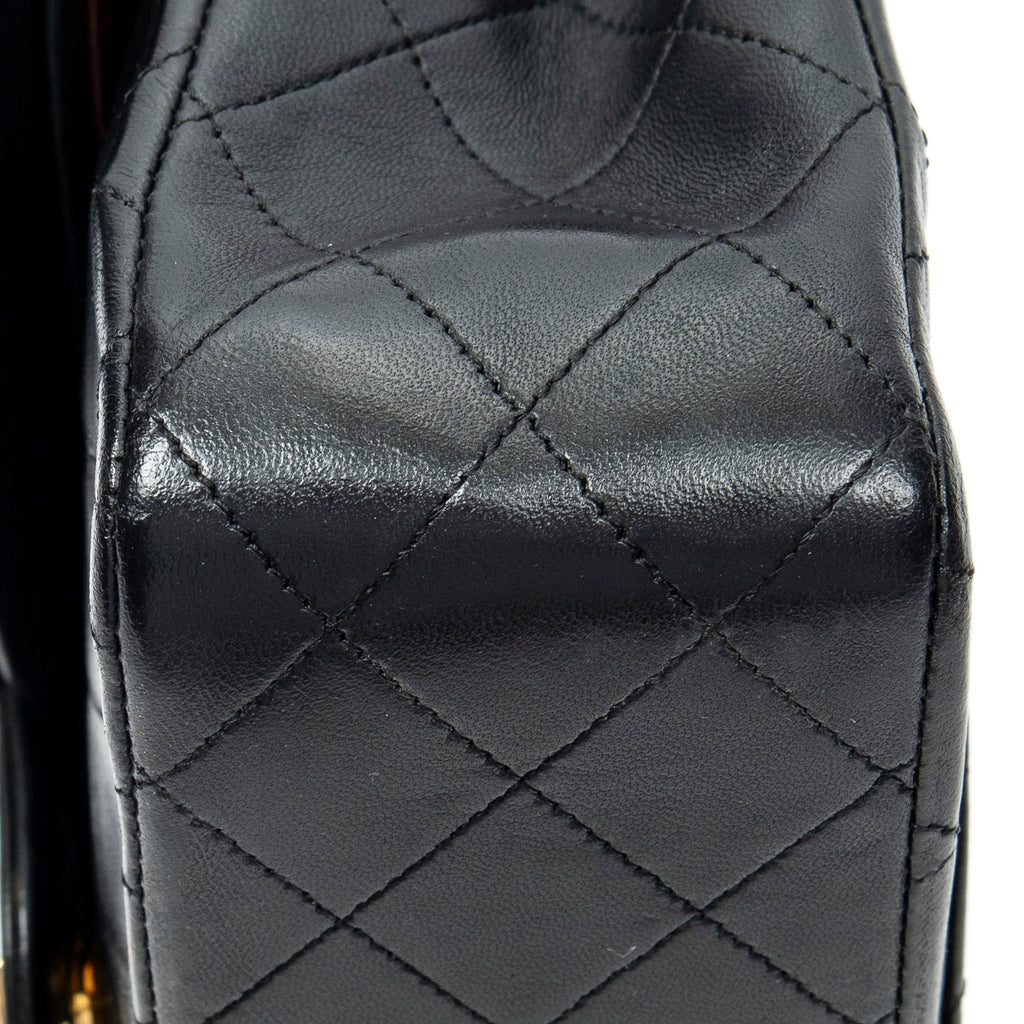 Bolso de Hombro Clásico Doble Solapa 26 Piel de Becerro Negra