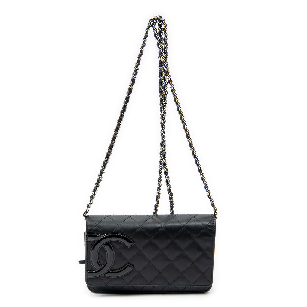 Bolso al hombro Cambon Ligne Cartera con cadena de piel de becerro acolchada negra