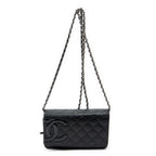 Bolso al hombro Cambon Ligne Cartera con cadena de piel de becerro acolchada negra